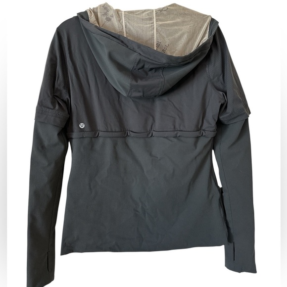 LULULEMON Women's Gray Hooded Jacket size 10 - Picture 6 of 6